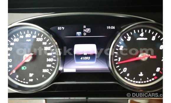 Imported Mercedes‒Benz 1117 White Netiree iti Import - Dubai keessatti Central Kenya keessatti Imported Mercedes‒Benz 1117 White Netiree iti Import - Dubai keessatti Central Kenya keessatti