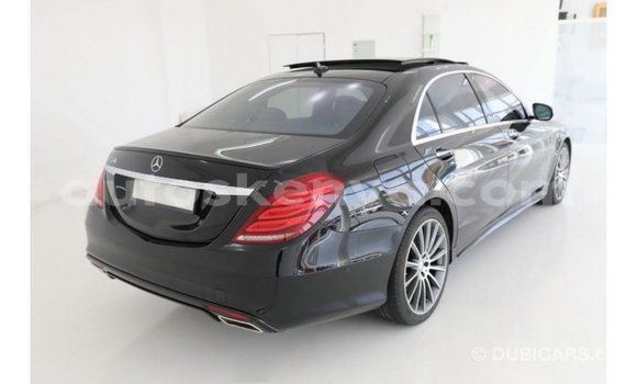 Imported Mercedes‒Benz 1117 Black Netiree iti Import - Dubai keessatti Central Kenya keessatti Imported Mercedes‒Benz 1117 Black Netiree iti Import - Dubai keessatti Central Kenya keessatti