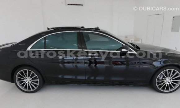 Imported Mercedes‒Benz 1117 Black Netiree iti Import - Dubai keessatti Central Kenya keessatti Imported Mercedes‒Benz 1117 Black Netiree iti Import - Dubai keessatti Central Kenya keessatti