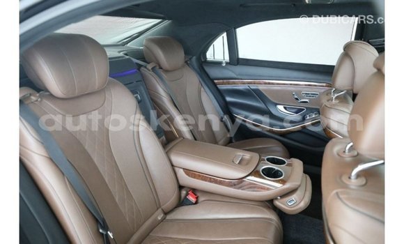 Imported Mercedes‒Benz 1117 Black Netiree iti Import - Dubai keessatti Central Kenya keessatti Imported Mercedes‒Benz 1117 Black Netiree iti Import - Dubai keessatti Central Kenya keessatti