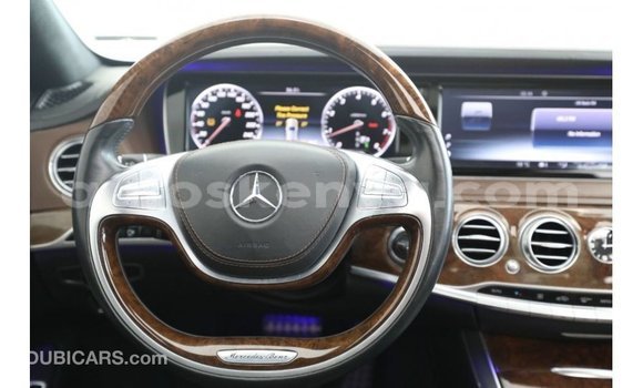 Imported Mercedes‒Benz 1117 Black Netiree iti Import - Dubai keessatti Central Kenya keessatti Imported Mercedes‒Benz 1117 Black Netiree iti Import - Dubai keessatti Central Kenya keessatti