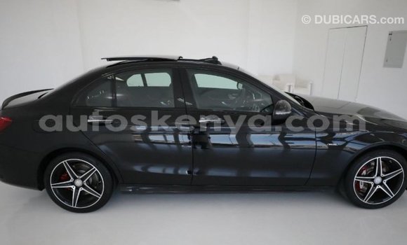 Nunua Imported Mercedes‒Benz 1117 Nyeusi Lori ndani ya Import - Dubai nchini Kati Kenya Nunua Imported Mercedes‒Benz 1117 Nyeusi Lori ndani ya Import - Dubai nchini Kati Kenya