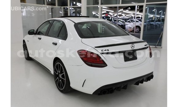 Nunua Imported Mercedes‒Benz 200 Nyeupe Gari ndani ya Import - Dubai nchini Kati Kenya Nunua Imported Mercedes‒Benz 200 Nyeupe Gari ndani ya Import - Dubai nchini Kati Kenya