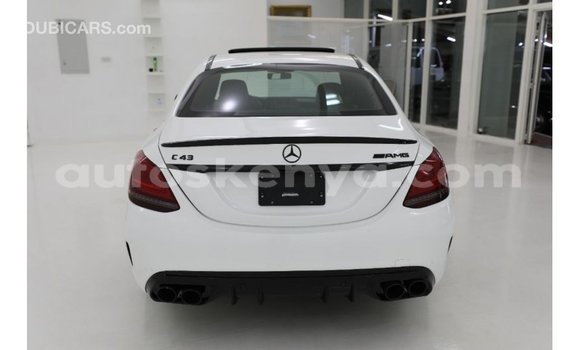 Nunua Imported Mercedes‒Benz 200 Nyeupe Gari ndani ya Import - Dubai nchini Kati Kenya Nunua Imported Mercedes‒Benz 200 Nyeupe Gari ndani ya Import - Dubai nchini Kati Kenya