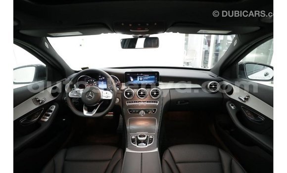 Nunua Imported Mercedes‒Benz 200 Nyeupe Gari ndani ya Import - Dubai nchini Kati Kenya Nunua Imported Mercedes‒Benz 200 Nyeupe Gari ndani ya Import - Dubai nchini Kati Kenya