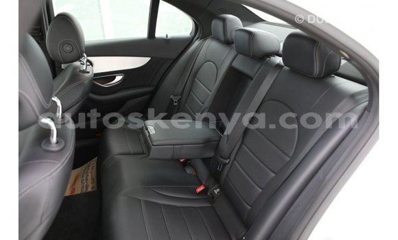 Nunua Imported Mercedes‒Benz 200 Nyeupe Gari ndani ya Import - Dubai nchini Kati Kenya Nunua Imported Mercedes‒Benz 200 Nyeupe Gari ndani ya Import - Dubai nchini Kati Kenya