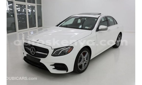 Imported Mercedes‒Benz 1117 White Netiree iti Import - Dubai keessatti Central Kenya keessatti Imported Mercedes‒Benz 1117 White Netiree iti Import - Dubai keessatti Central Kenya keessatti