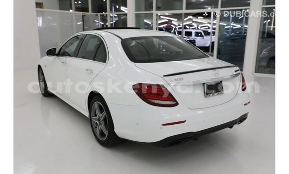 Imported Mercedes‒Benz 1117 White Netiree iti Import - Dubai keessatti Central Kenya keessatti Imported Mercedes‒Benz 1117 White Netiree iti Import - Dubai keessatti Central Kenya keessatti