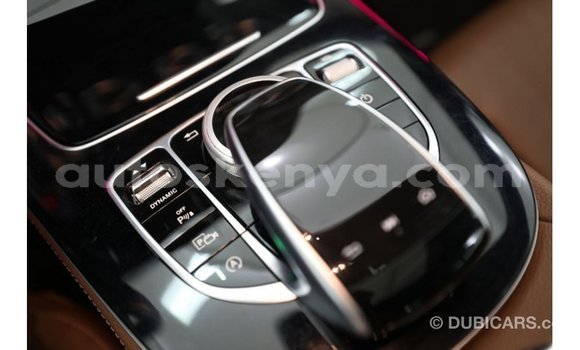 Imported Mercedes‒Benz 1117 White Netiree iti Import - Dubai keessatti Central Kenya keessatti Imported Mercedes‒Benz 1117 White Netiree iti Import - Dubai keessatti Central Kenya keessatti