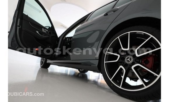 Buy Import Mercedes‒Benz 1117 Other Truck in Import - Dubai in Central Kenya Buy Import Mercedes‒Benz 1117 Other Truck in Import - Dubai in Central Kenya