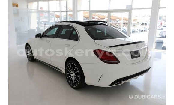 Imported Mercedes‒Benz 200 White Makiinaa iti Import - Dubai keessatti Central Kenya keessatti Imported Mercedes‒Benz 200 White Makiinaa iti Import - Dubai keessatti Central Kenya keessatti