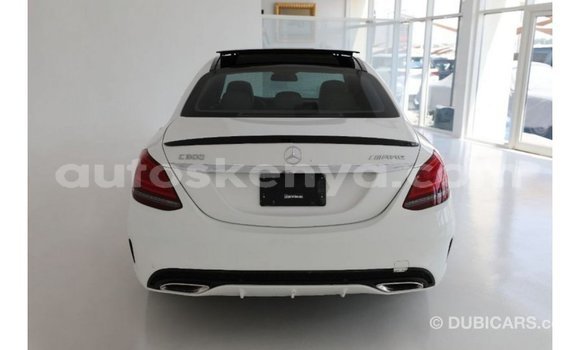 Imported Mercedes‒Benz 200 White Makiinaa iti Import - Dubai keessatti Central Kenya keessatti Imported Mercedes‒Benz 200 White Makiinaa iti Import - Dubai keessatti Central Kenya keessatti