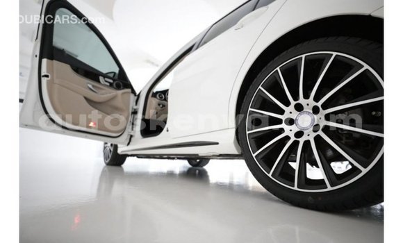 Imported Mercedes‒Benz 200 White Makiinaa iti Import - Dubai keessatti Central Kenya keessatti Imported Mercedes‒Benz 200 White Makiinaa iti Import - Dubai keessatti Central Kenya keessatti