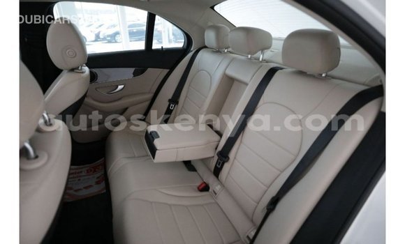 Imported Mercedes‒Benz 200 White Makiinaa iti Import - Dubai keessatti Central Kenya keessatti Imported Mercedes‒Benz 200 White Makiinaa iti Import - Dubai keessatti Central Kenya keessatti