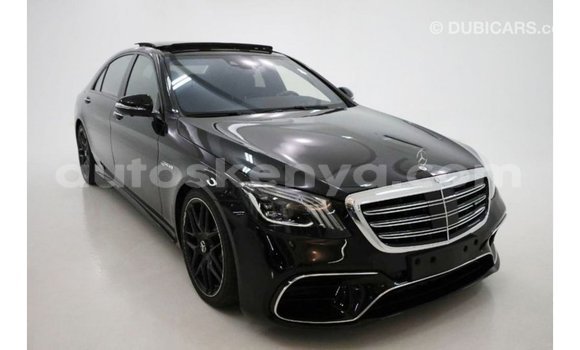 Buy Import Mercedes‒Benz 1117 Black Truck in Import - Dubai in Central Kenya Buy Import Mercedes‒Benz 1117 Black Truck in Import - Dubai in Central Kenya