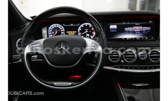 Buy Import Mercedes‒Benz 1117 Black Truck in Import - Dubai in Central Kenya Buy Import Mercedes‒Benz 1117 Black Truck in Import - Dubai in Central Kenya