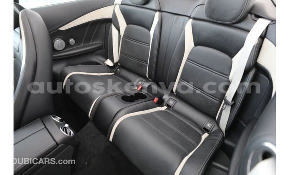 Imported Mercedes‒Benz 1117 White Netiree iti Import - Dubai keessatti Central Kenya keessatti Imported Mercedes‒Benz 1117 White Netiree iti Import - Dubai keessatti Central Kenya keessatti