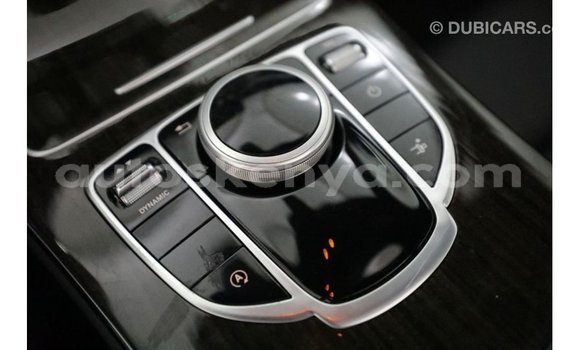 Imported Mercedes‒Benz 1117 White Netiree iti Import - Dubai keessatti Central Kenya keessatti Imported Mercedes‒Benz 1117 White Netiree iti Import - Dubai keessatti Central Kenya keessatti