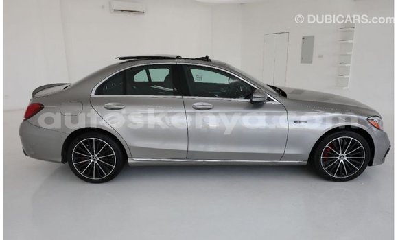 Buy Import Mercedes‒Benz 1117 Other Truck in Import - Dubai in Central Kenya Buy Import Mercedes‒Benz 1117 Other Truck in Import - Dubai in Central Kenya