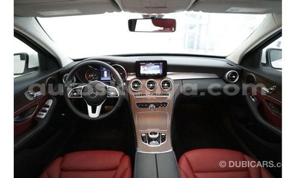 Nunua Imported Mercedes‒Benz 1117 Nyeupe Lori ndani ya Import - Dubai nchini Kati Kenya Nunua Imported Mercedes‒Benz 1117 Nyeupe Lori ndani ya Import - Dubai nchini Kati Kenya