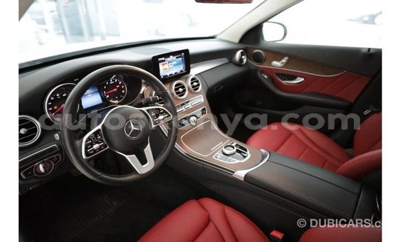 Nunua Imported Mercedes‒Benz 1117 Nyeupe Lori ndani ya Import - Dubai nchini Kati Kenya Nunua Imported Mercedes‒Benz 1117 Nyeupe Lori ndani ya Import - Dubai nchini Kati Kenya