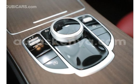 Nunua Imported Mercedes‒Benz 1117 Nyeupe Lori ndani ya Import - Dubai nchini Kati Kenya Nunua Imported Mercedes‒Benz 1117 Nyeupe Lori ndani ya Import - Dubai nchini Kati Kenya