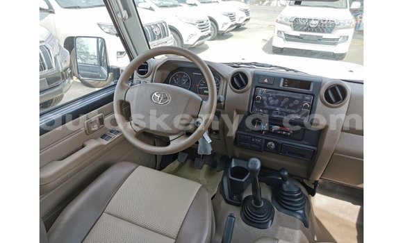 Buy Import Toyota Land Cruiser Other Car in Import - Dubai in Central Kenya Buy Import Toyota Land Cruiser Other Car in Import - Dubai in Central Kenya