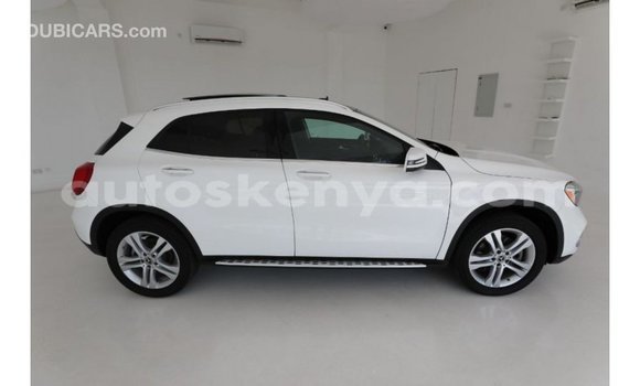 Buy Import Mercedes‒Benz 250 White Car in Import - Dubai in Central Kenya Buy Import Mercedes‒Benz 250 White Car in Import - Dubai in Central Kenya