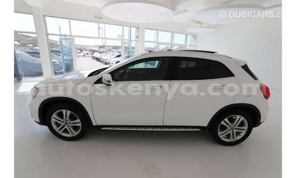 Buy Import Mercedes‒Benz 250 White Car in Import - Dubai in Central Kenya Buy Import Mercedes‒Benz 250 White Car in Import - Dubai in Central Kenya