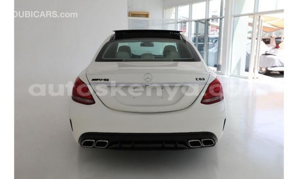 Buy Import Mercedes‒Benz 1117 White Truck in Import - Dubai in Central Kenya Buy Import Mercedes‒Benz 1117 White Truck in Import - Dubai in Central Kenya