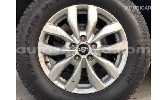 Buy Import Hyundai Santa Fe Other Car in Import - Dubai in Central Kenya Buy Import Hyundai Santa Fe Other Car in Import - Dubai in Central Kenya