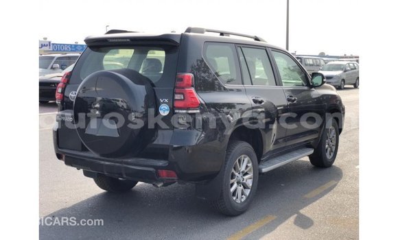 Nunua Imported Toyota Prado Nyeusi Gari ndani ya Import - Dubai nchini Kati Kenya Nunua Imported Toyota Prado Nyeusi Gari ndani ya Import - Dubai nchini Kati Kenya