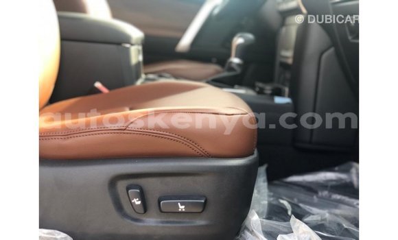 Nunua Imported Toyota Prado Nyeusi Gari ndani ya Import - Dubai nchini Kati Kenya Nunua Imported Toyota Prado Nyeusi Gari ndani ya Import - Dubai nchini Kati Kenya