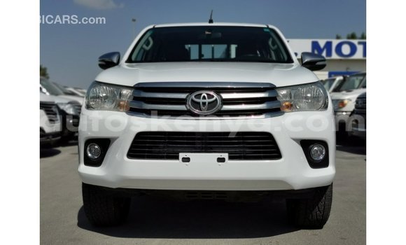 Buy Import Toyota Hilux White Car in Import - Dubai in Central Kenya Buy Import Toyota Hilux White Car in Import - Dubai in Central Kenya