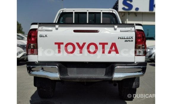 Buy Import Toyota Hilux White Car in Import - Dubai in Central Kenya Buy Import Toyota Hilux White Car in Import - Dubai in Central Kenya