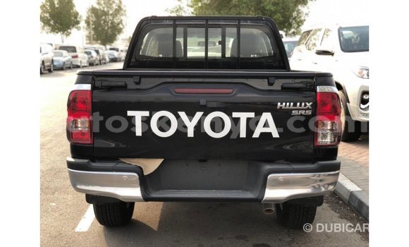 Imported Toyota Hilux Black Makiinaa iti Import - Dubai keessatti Central Kenya keessatti Imported Toyota Hilux Black Makiinaa iti Import - Dubai keessatti Central Kenya keessatti