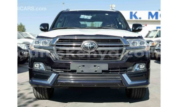 Nunua Imported Toyota Land Cruiser Nyeusi Gari ndani ya Import - Dubai nchini Kati Kenya Nunua Imported Toyota Land Cruiser Nyeusi Gari ndani ya Import - Dubai nchini Kati Kenya