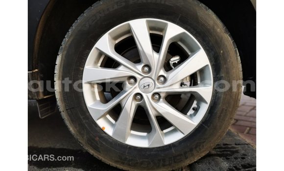 Imported Hyundai Tucson Blue Makiinaa iti Import - Dubai keessatti Central Kenya keessatti Imported Hyundai Tucson Blue Makiinaa iti Import - Dubai keessatti Central Kenya keessatti