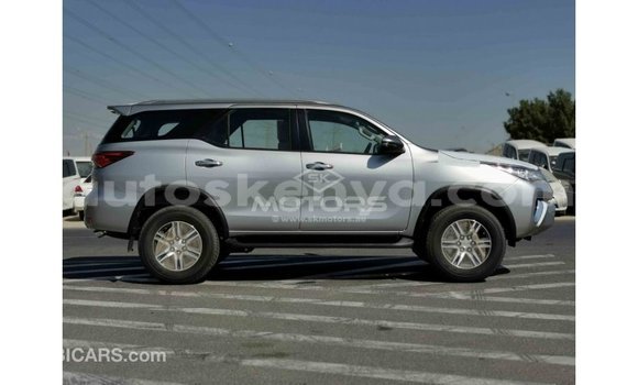Imported Toyota Fortuner Other Makiinaa iti Import - Dubai keessatti Central Kenya keessatti Imported Toyota Fortuner Other Makiinaa iti Import - Dubai keessatti Central Kenya keessatti