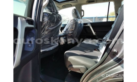 Nunua Imported Toyota Prado Nyingine Gari ndani ya Import - Dubai nchini Kati Kenya Nunua Imported Toyota Prado Nyingine Gari ndani ya Import - Dubai nchini Kati Kenya
