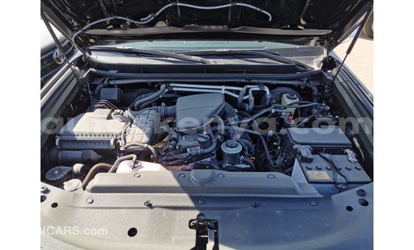 Nunua Imported Toyota Prado Nyeusi Gari ndani ya Import - Dubai nchini Kati Kenya Nunua Imported Toyota Prado Nyeusi Gari ndani ya Import - Dubai nchini Kati Kenya