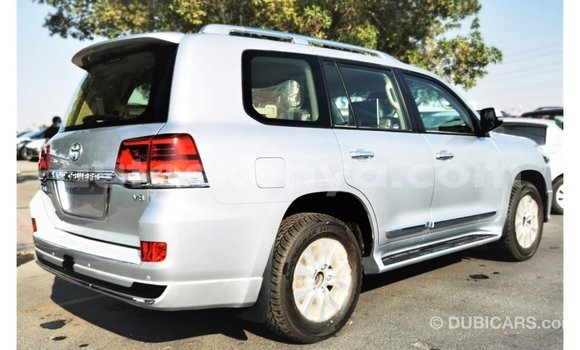 Buy Import Toyota Land Cruiser Other Car in Import - Dubai in Central Kenya Buy Import Toyota Land Cruiser Other Car in Import - Dubai in Central Kenya