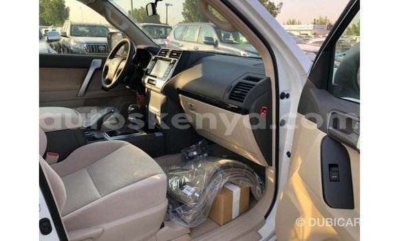 Nunua Imported Toyota Prado Nyeupe Gari ndani ya Import - Dubai nchini Kati Kenya Nunua Imported Toyota Prado Nyeupe Gari ndani ya Import - Dubai nchini Kati Kenya