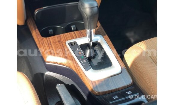 Imported Toyota Fortuner White Makiinaa iti Import - Dubai keessatti Central Kenya keessatti Imported Toyota Fortuner White Makiinaa iti Import - Dubai keessatti Central Kenya keessatti