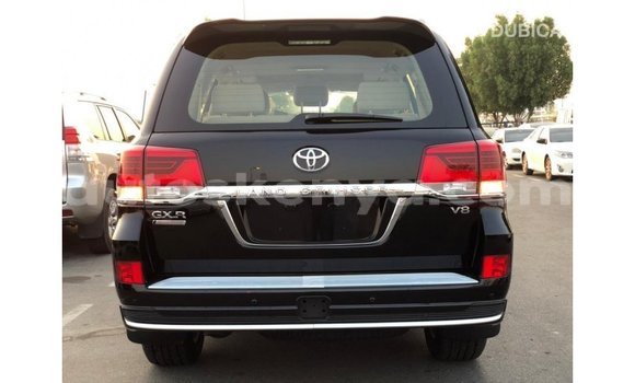 Imported Toyota Land Cruiser Black Makiinaa iti Import - Dubai keessatti Central Kenya keessatti Imported Toyota Land Cruiser Black Makiinaa iti Import - Dubai keessatti Central Kenya keessatti