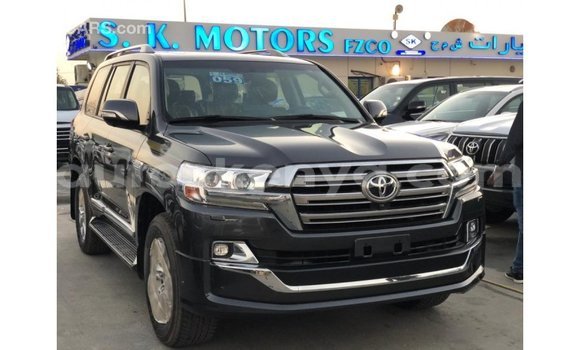 Nunua Imported Toyota Land Cruiser Nyingine Gari ndani ya Import - Dubai nchini Kati Kenya Nunua Imported Toyota Land Cruiser Nyingine Gari ndani ya Import - Dubai nchini Kati Kenya