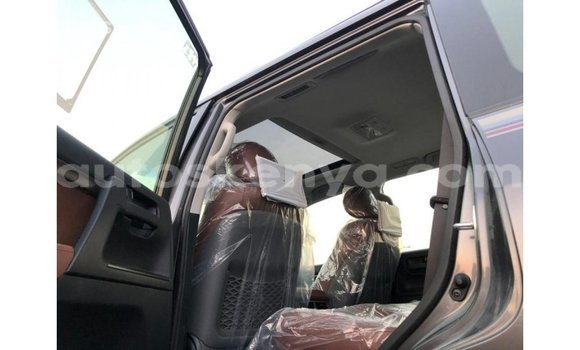 Nunua Imported Toyota Land Cruiser Nyingine Gari ndani ya Import - Dubai nchini Kati Kenya Nunua Imported Toyota Land Cruiser Nyingine Gari ndani ya Import - Dubai nchini Kati Kenya