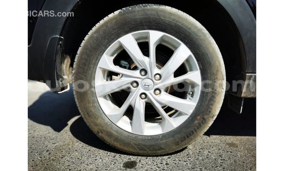 Imported Hyundai Tucson Black Makiinaa iti Import - Dubai keessatti Central Kenya keessatti Imported Hyundai Tucson Black Makiinaa iti Import - Dubai keessatti Central Kenya keessatti