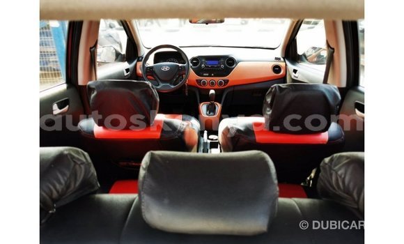 Nunua Imported Hyundai i10 Nyeusi Gari ndani ya Import - Dubai nchini Kati Kenya Nunua Imported Hyundai i10 Nyeusi Gari ndani ya Import - Dubai nchini Kati Kenya