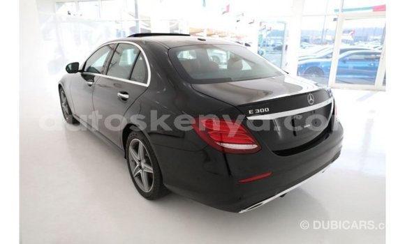 Nunua Imported Mercedes‒Benz 1117 Nyeusi Lori ndani ya Import - Dubai nchini Kati Kenya Nunua Imported Mercedes‒Benz 1117 Nyeusi Lori ndani ya Import - Dubai nchini Kati Kenya